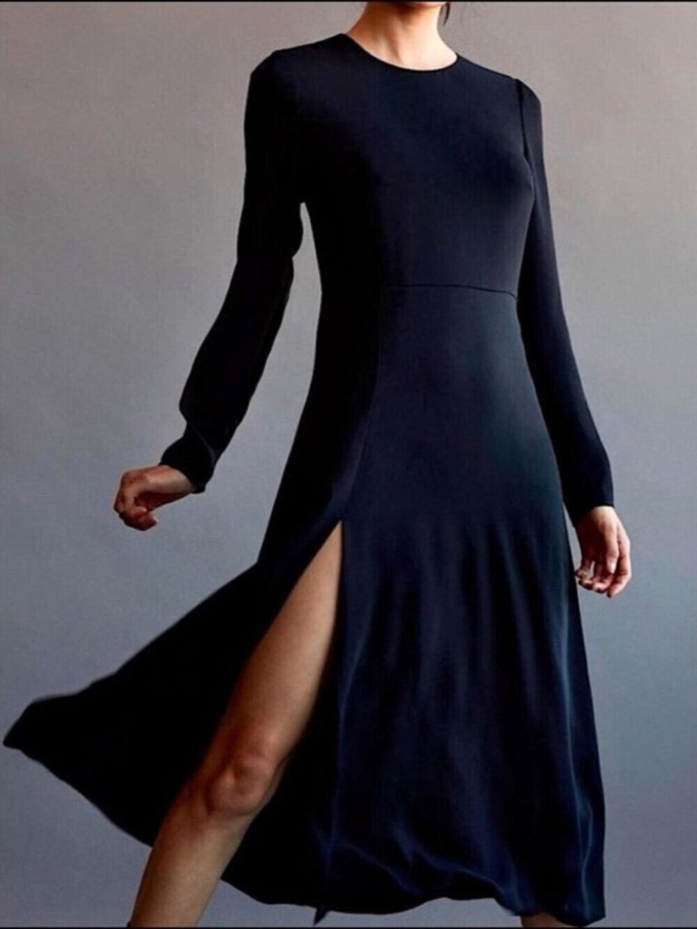 Aritzia Babaton Maxwell Midi Dress Log Sleeve NWT Black Size 4